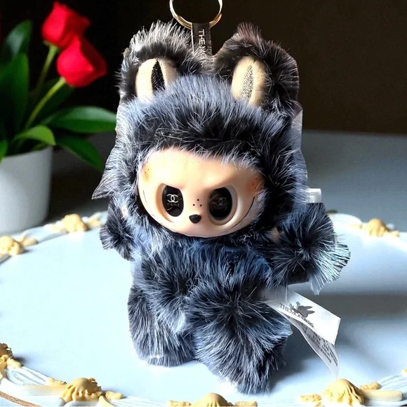 Rare color Collectible Plush Zizi - Picture 5 of 5